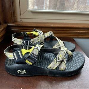 Womens Size 9 Chacos